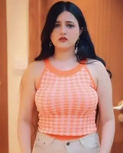 Escort Service In Khuldabad